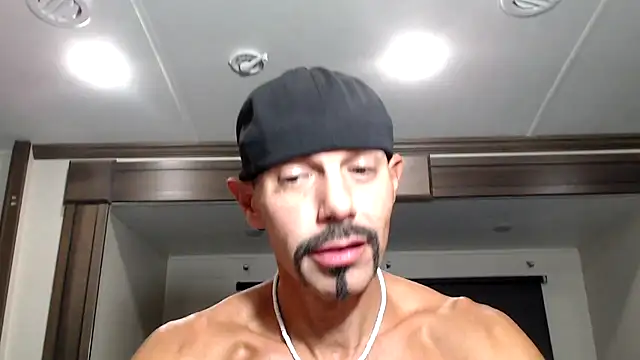 ThickD2C's cam snapshot