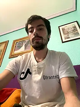 Frantri00@xh's cam snapshot