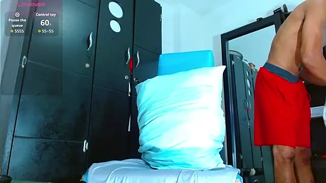 SELFSUCK_KING_420's cam snapshot