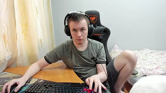 iliaskrislove live sex cam