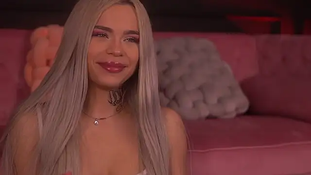 NickyBenz live sex cam