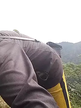 Baby_sit's cam snapshot