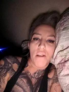 vamporasuccubus19777's cam snapshot