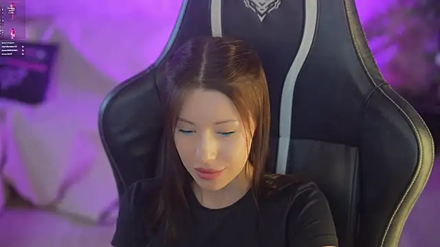 Selena_Glow's cam snapshot