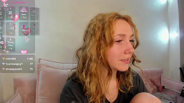 Luna_G0ld's cam snapshot