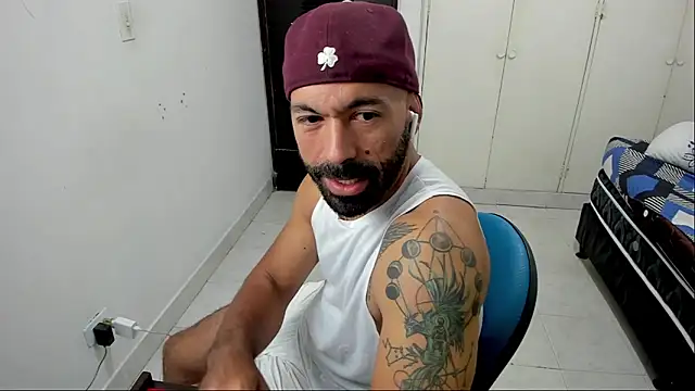 hotjoy01055's cam snapshot