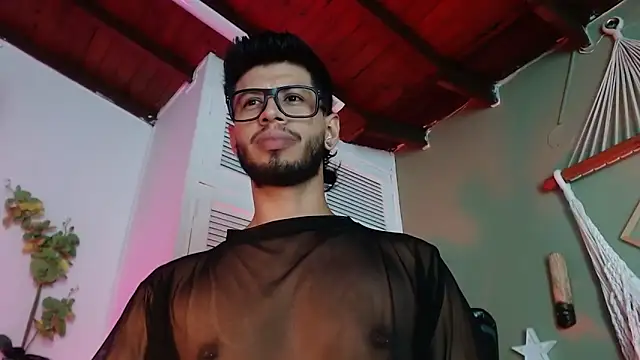 Colby_brown03's cam snapshot