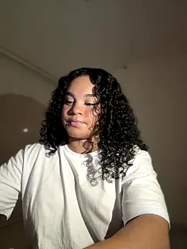 Lucy_wilson5 live sex cam