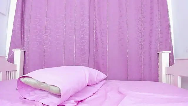 nahomy_smiith live sex cam