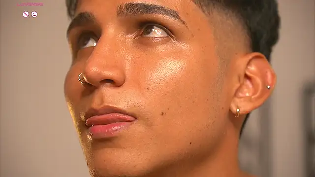 muscle_boyhorny's cam snapshot