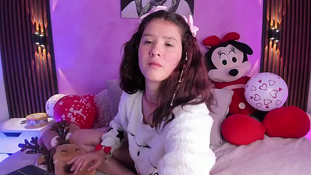 Sofi_cutiee's cam snapshot