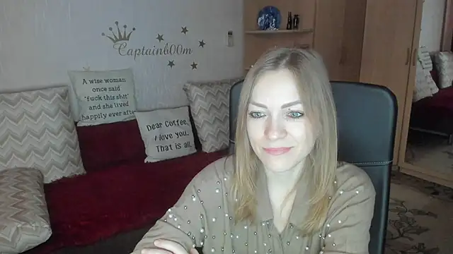 Tiffany_Bates's cam snapshot