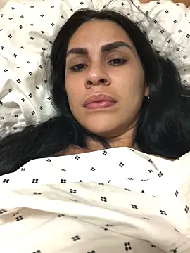 hotroommates live sex cam