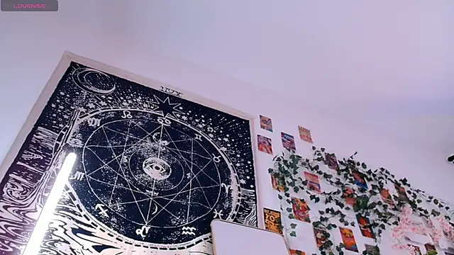 Ayla_Hicks's cam snapshot