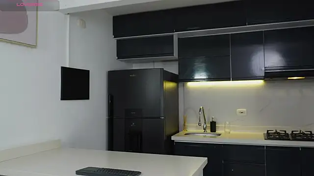 Timmyshy_ live sex cam