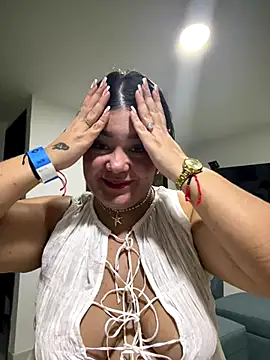 karla_hotgirl's cam snapshot