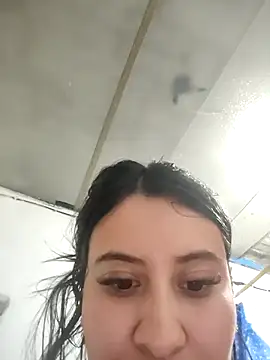 mialorents's cam snapshot