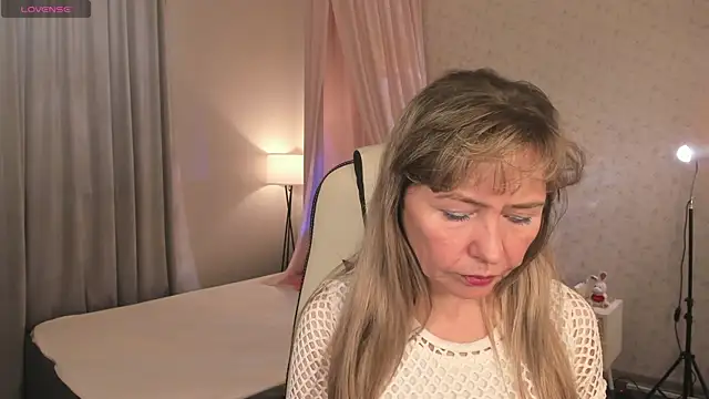 Carla_Vogue's cam snapshot