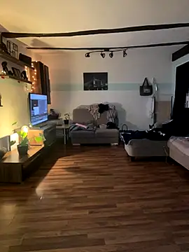 Miiaaa- live sex cam