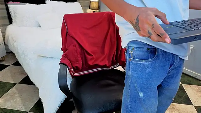 sky_jules live sex cam