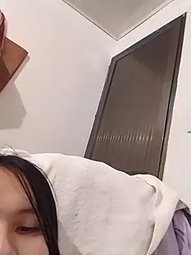 RebelAura live sex cam