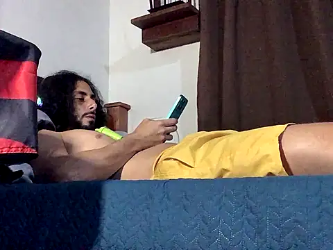 Nooneisthis's cam snapshot