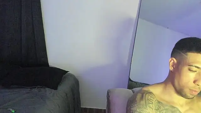 ThiagoLugo's cam snapshot