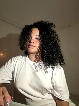 Lucy_wilson5 live sex cam