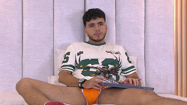 AlexanderJordan's cam snapshot