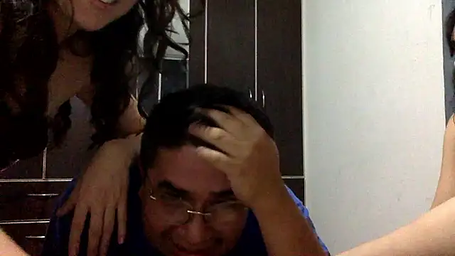 Chanelsexyy live sex cam