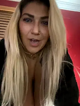 LittleMissEeve live sex cam