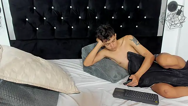 Sebas_cat's cam snapshot