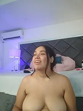 MadiisonGrey_'s cam snapshot