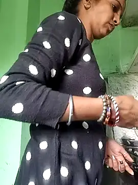 Hotty-Nidhi's cam snapshot