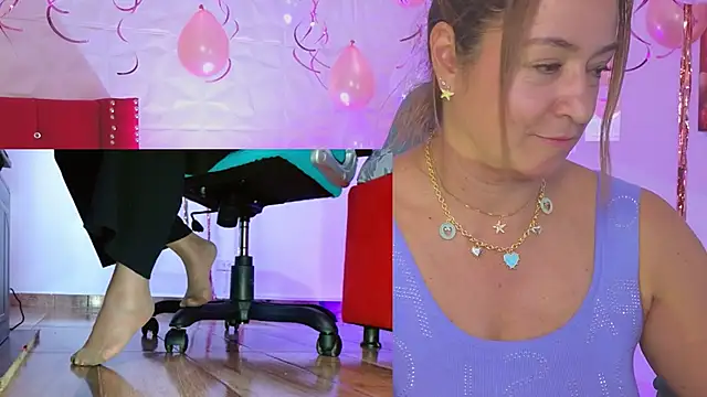 weet_Evans___'s cam snapshot