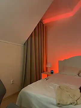 WICKEDEMBER's cam snapshot