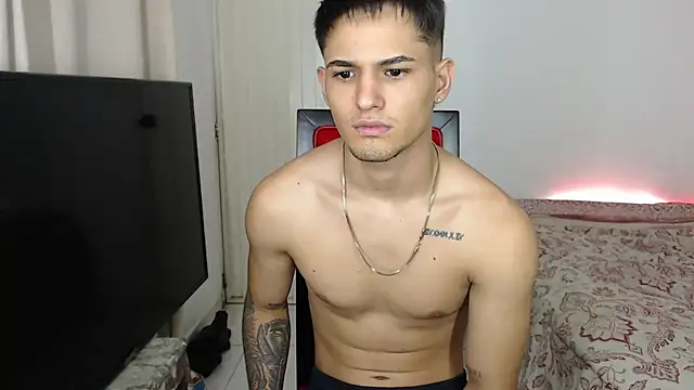 Alex_mojica live sex cam