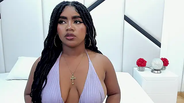 MirandaTurbay's cam snapshot