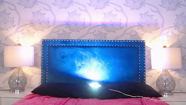 CassieJones_'s cam snapshot