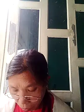 bella-la's cam snapshot