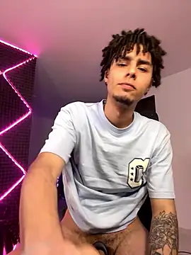 bigryann23 live sex cam