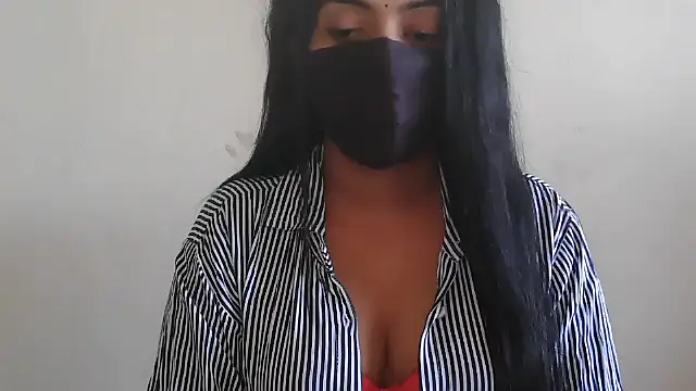 Reddy_Trisha live sex cam