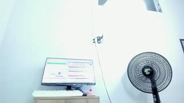 Dalia_20's cam snapshot