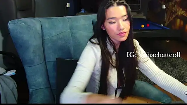 shachatteof live sex cam