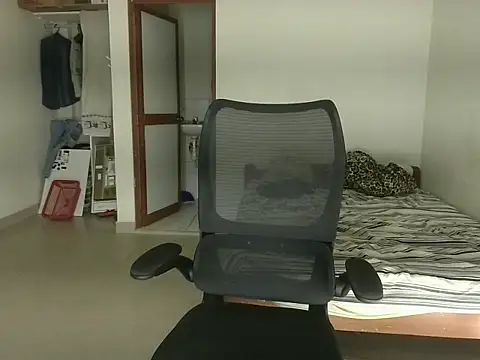 romdem's cam snapshot