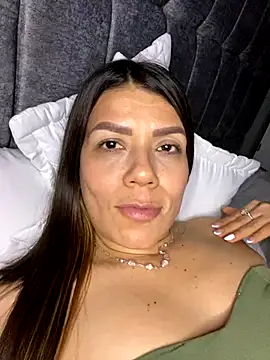 martina_contreras's cam snapshot