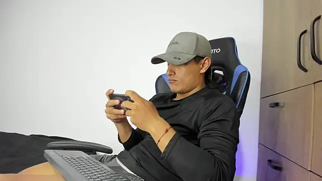 dorman_boy's cam snapshot