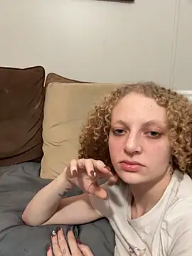 Winter_icelan420's cam snapshot