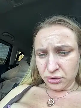 RuslanaXX's cam snapshot