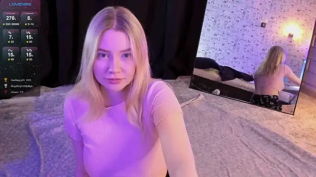 Lillie_Berry's cam snapshot